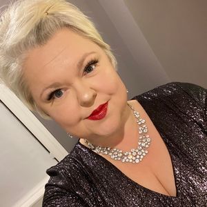 Meet your Posher, Cheryl